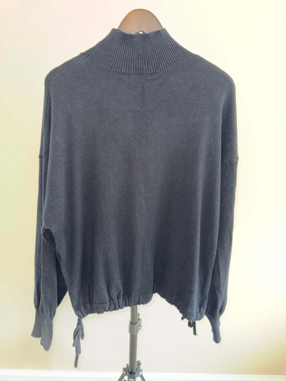 Eloquii Black Mock Neck Ribbed Hem Sweater With Drawstring Size 18/20 - Picture 2 of 6